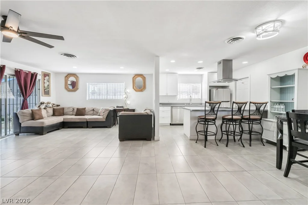 1208 Saylor, Las Vegas, NV 89108