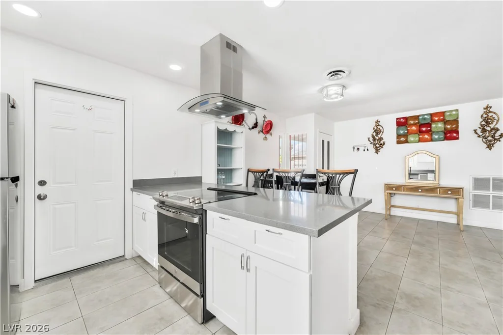 1208 Saylor, Las Vegas, NV 89108