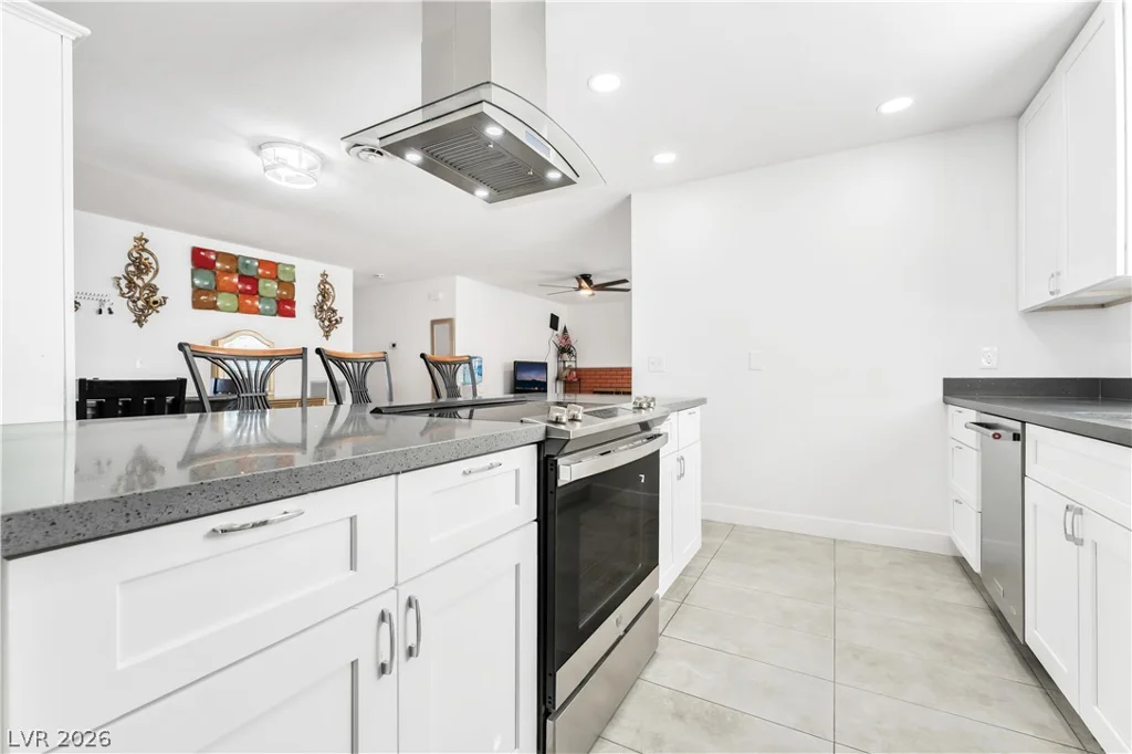 1208 Saylor, Las Vegas, NV 89108