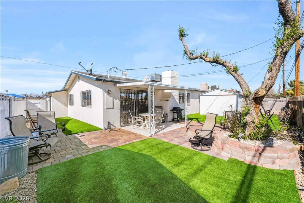 1208 Saylor, Las Vegas, NV 89108