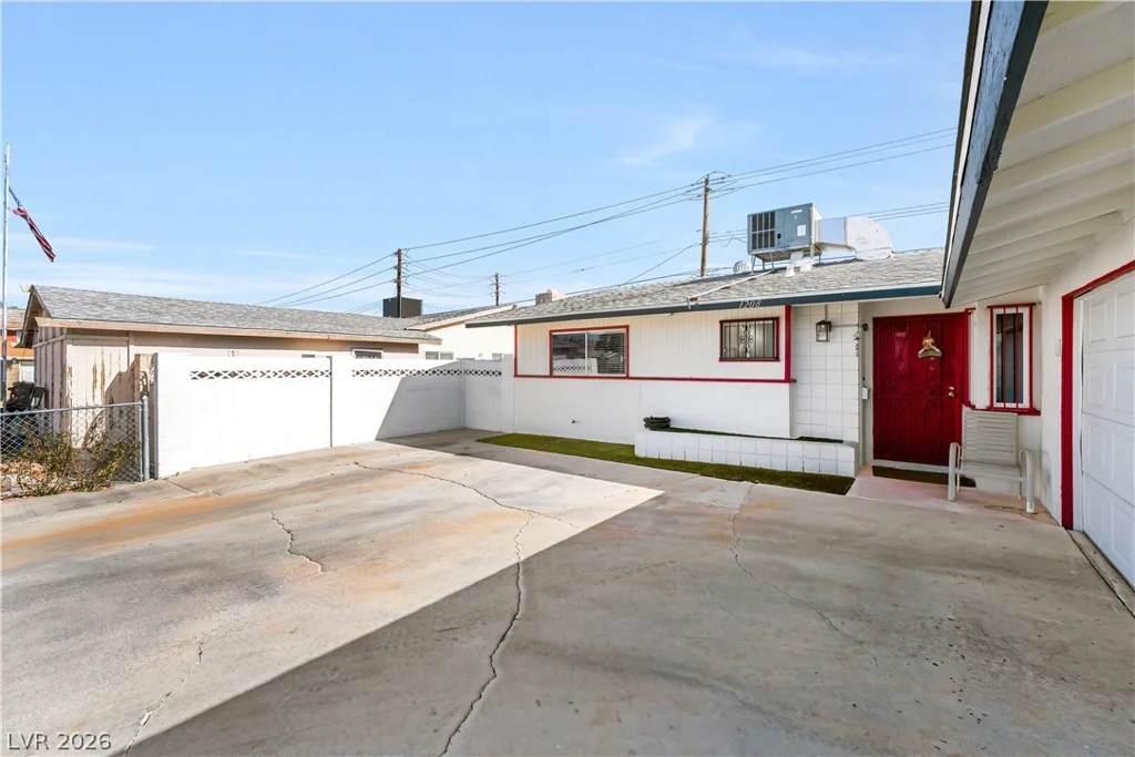 1208 Saylor, Las Vegas, NV 89108