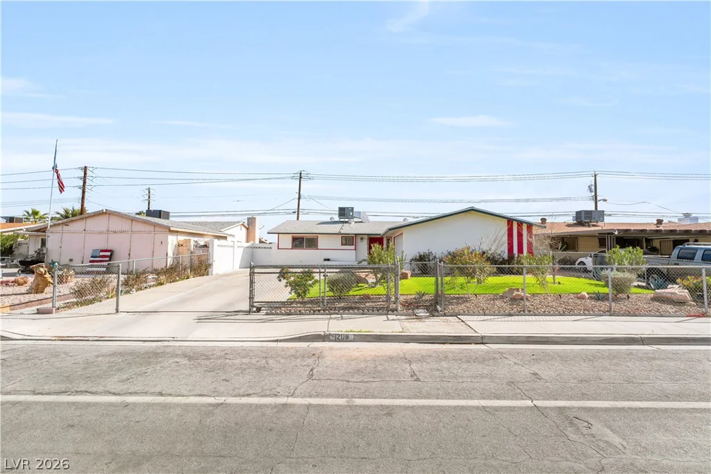 1208 Saylor, Las Vegas, NV 89108