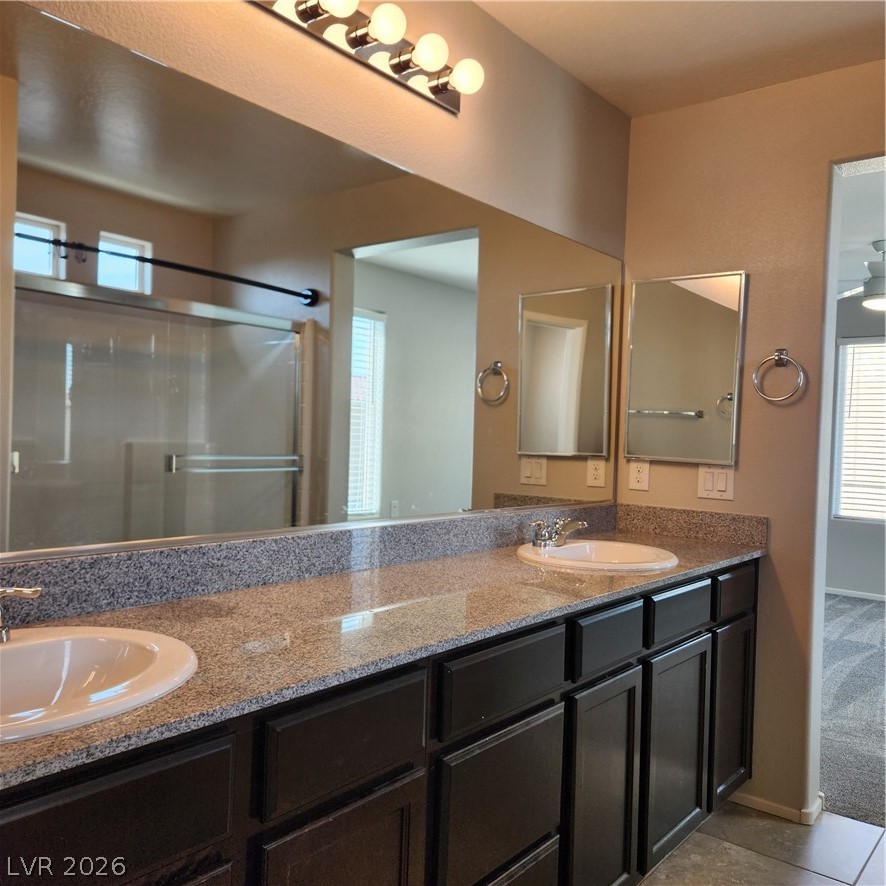 7241 Glistening Star, North Las Vegas, NV 89084