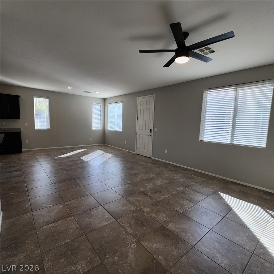7241 Glistening Star, North Las Vegas, NV 89084