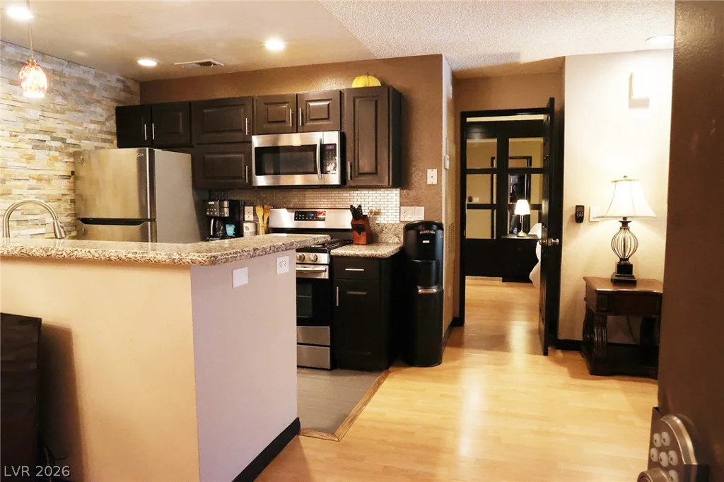 2200 Fort Apache, Las Vegas, NV 89117