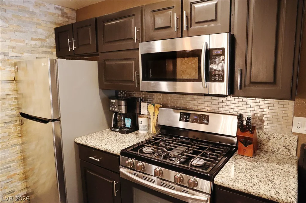 2200 Fort Apache, Las Vegas, NV 89117