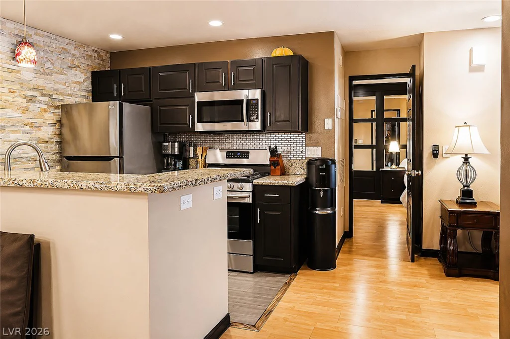 2200 Fort Apache, Las Vegas, NV 89117