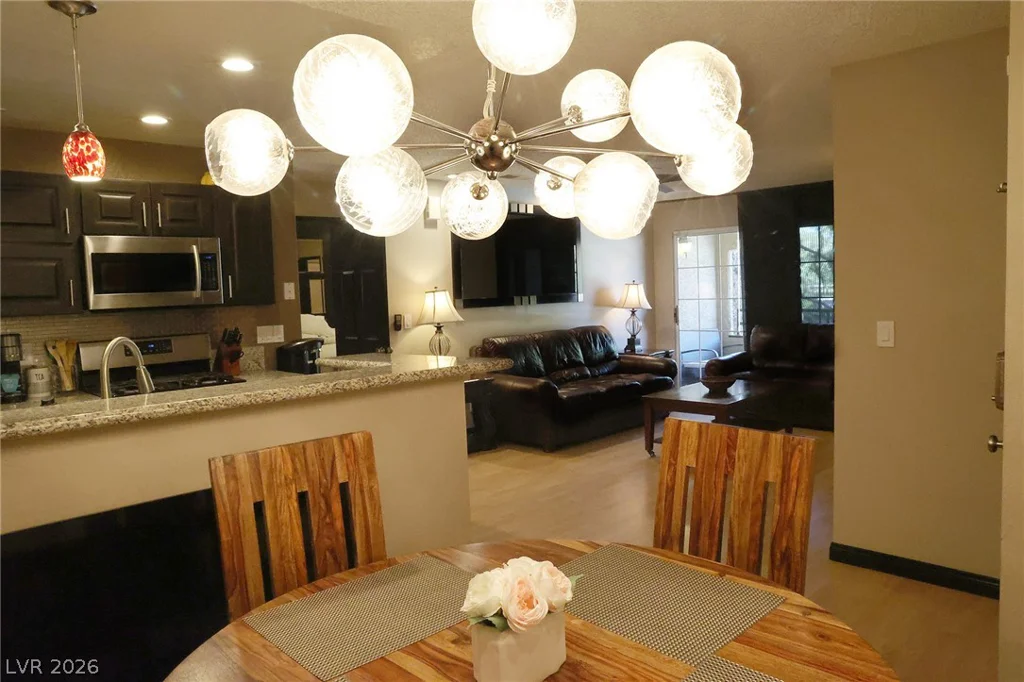 2200 Fort Apache, Las Vegas, NV 89117