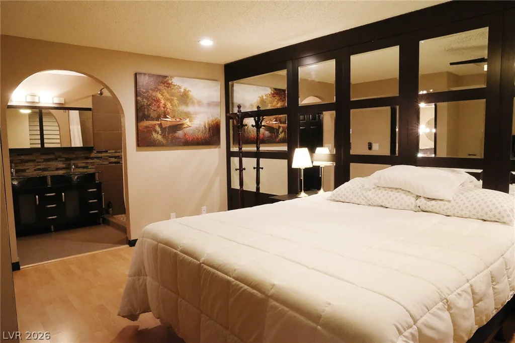 2200 Fort Apache, Las Vegas, NV 89117