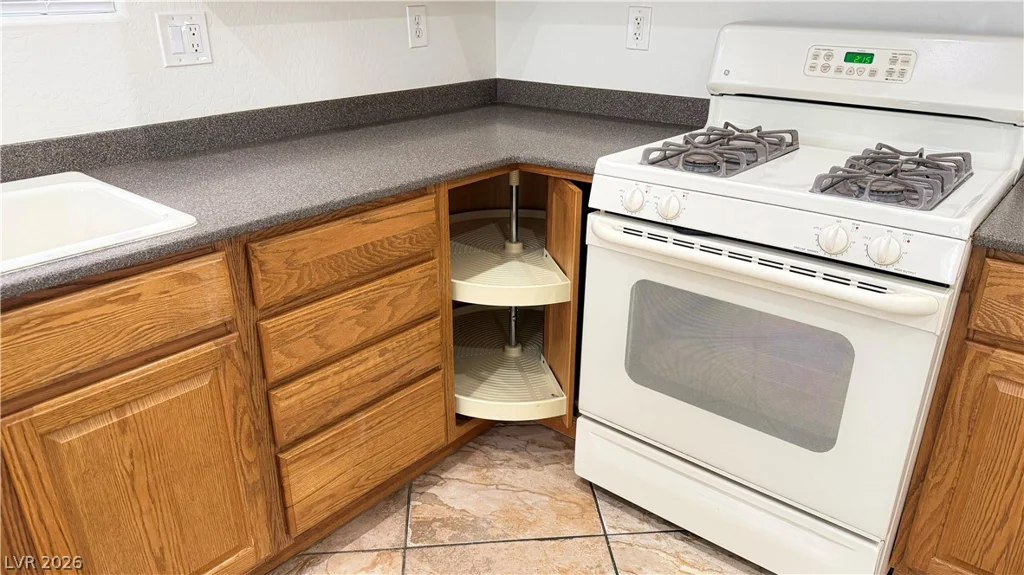 2524 Nashira, Henderson, NV 89044