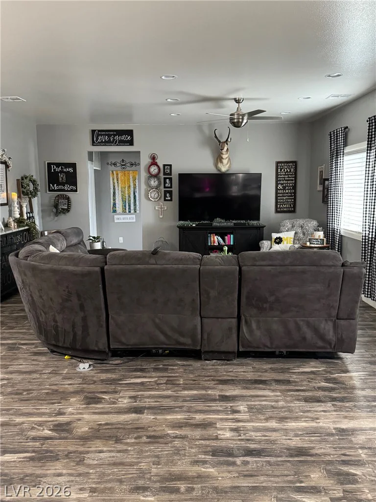 170 Magnolia, Pahrump, NV 89048