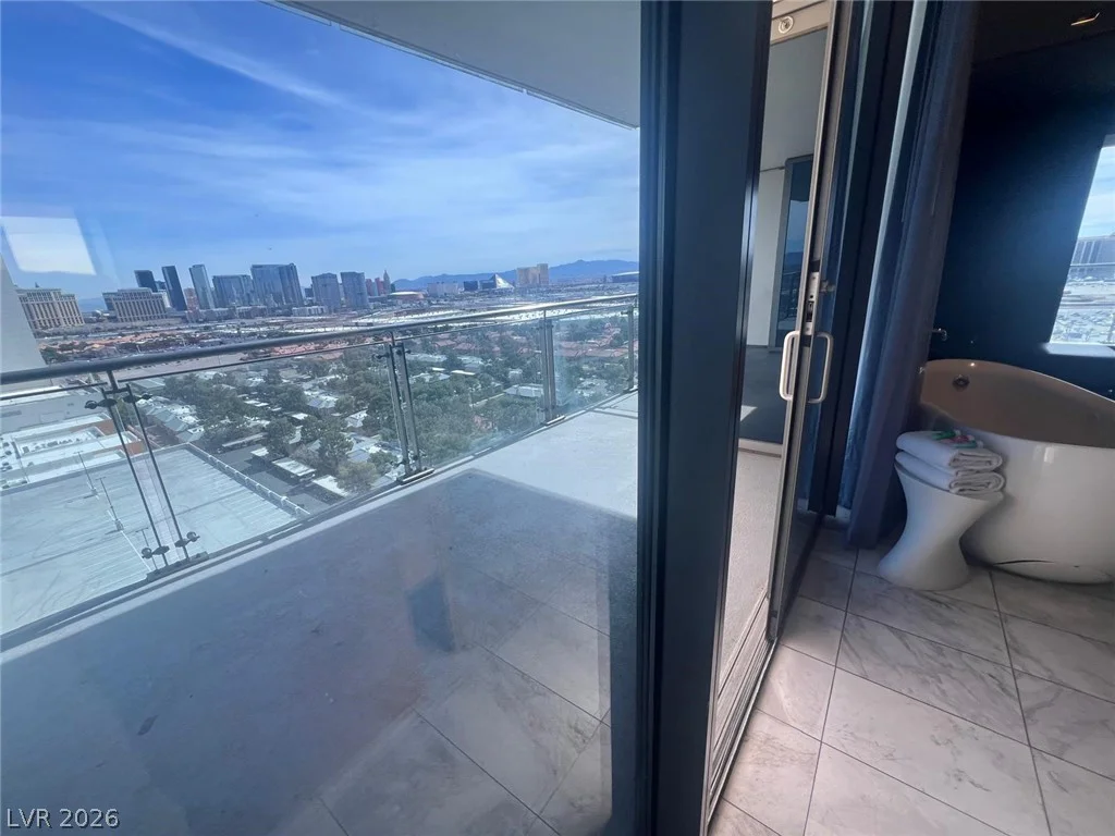 4381 Flamingo, Las Vegas, NV 89103