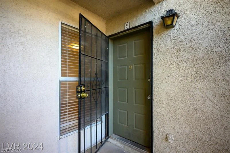2981 Country Manor, Las Vegas, NV 89115
