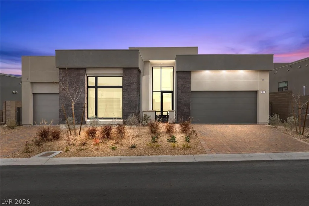 10907 Agate Cliffs, Las Vegas, NV 89135