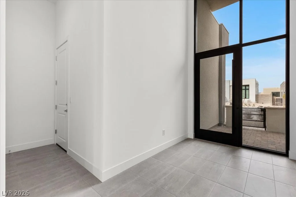 10907 Agate Cliffs, Las Vegas, NV 89135