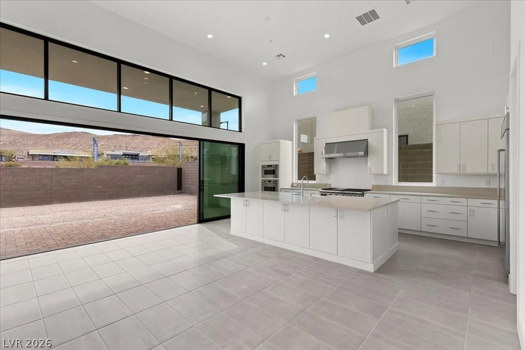 10907 Agate Cliffs, Las Vegas, NV 89135