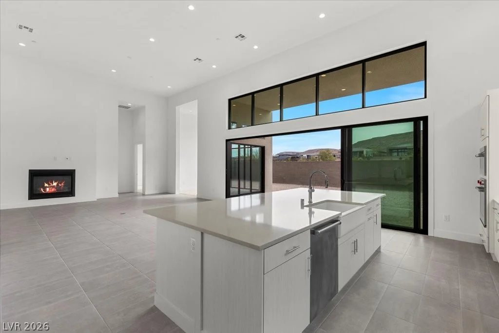 10907 Agate Cliffs, Las Vegas, NV 89135