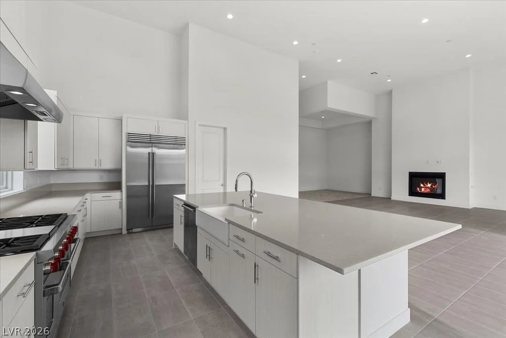 10907 Agate Cliffs, Las Vegas, NV 89135