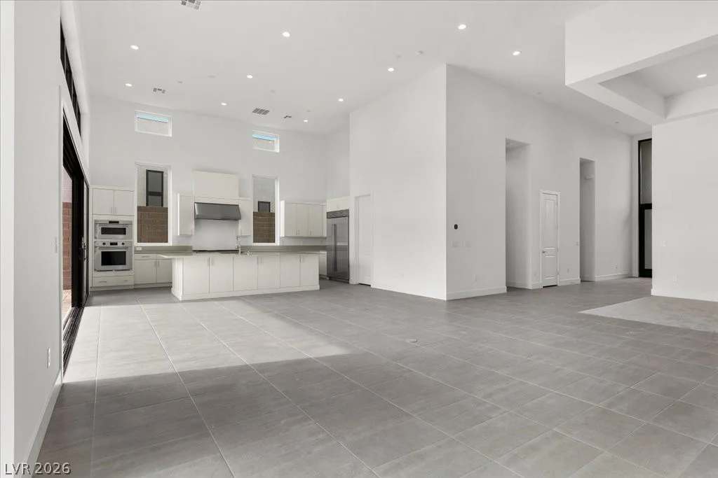 10907 Agate Cliffs, Las Vegas, NV 89135