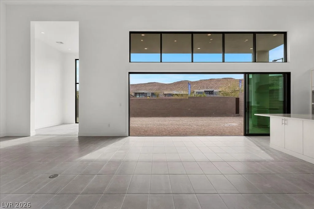 10907 Agate Cliffs, Las Vegas, NV 89135