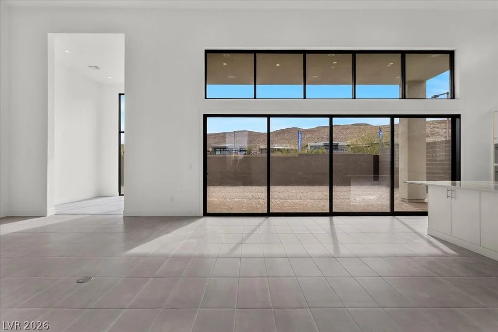 10907 Agate Cliffs, Las Vegas, NV 89135