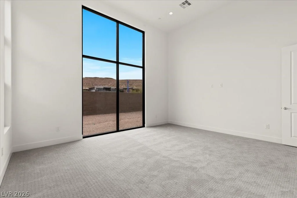 10907 Agate Cliffs, Las Vegas, NV 89135