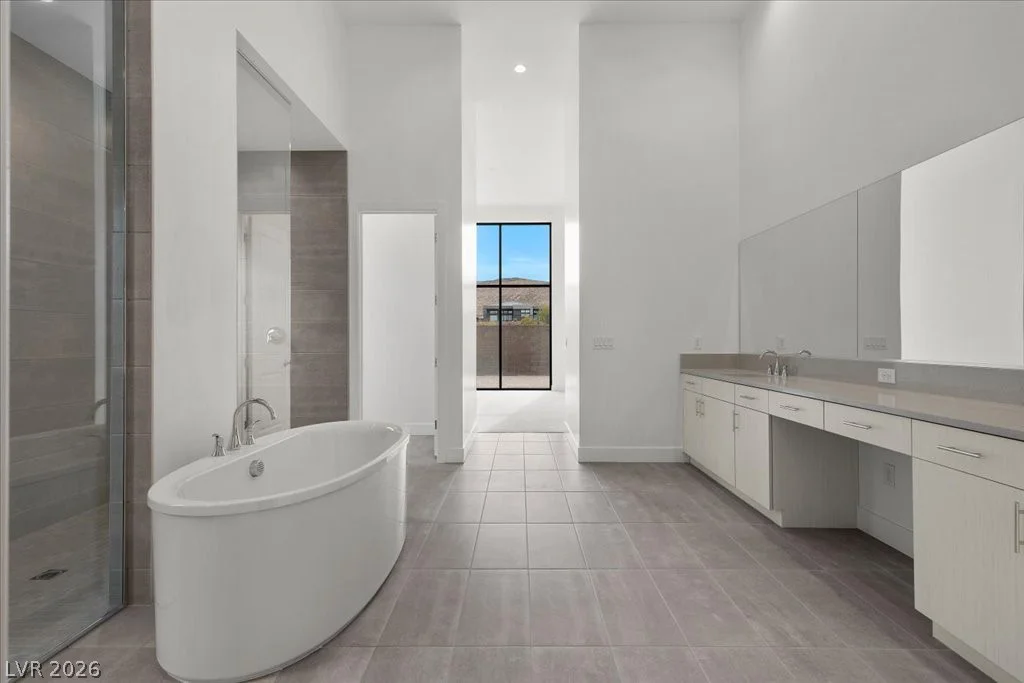 10907 Agate Cliffs, Las Vegas, NV 89135