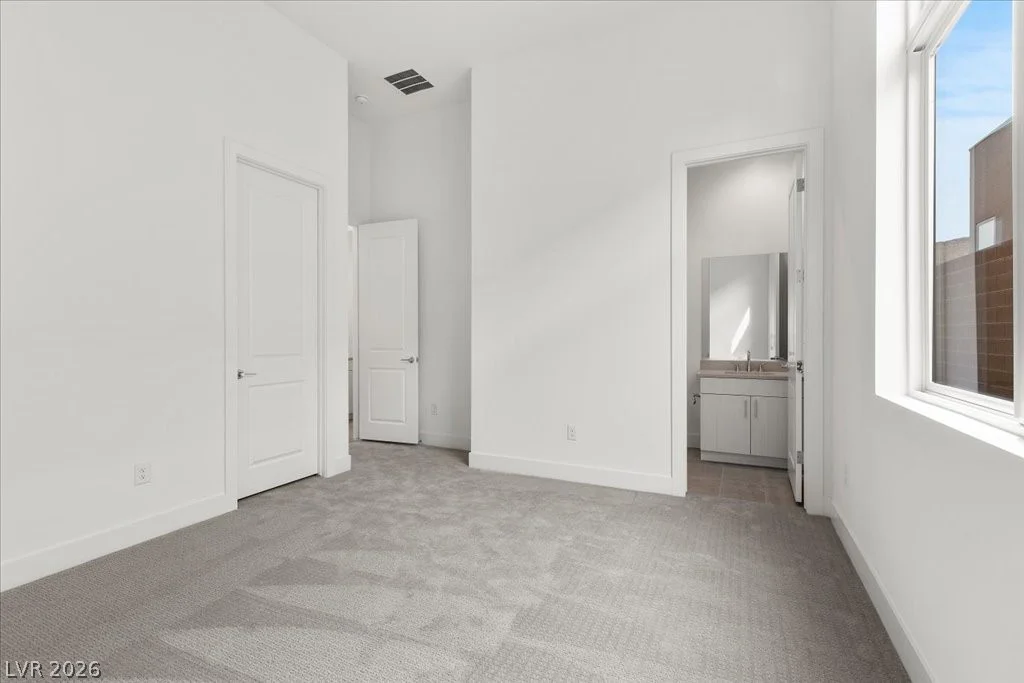 10907 Agate Cliffs, Las Vegas, NV 89135