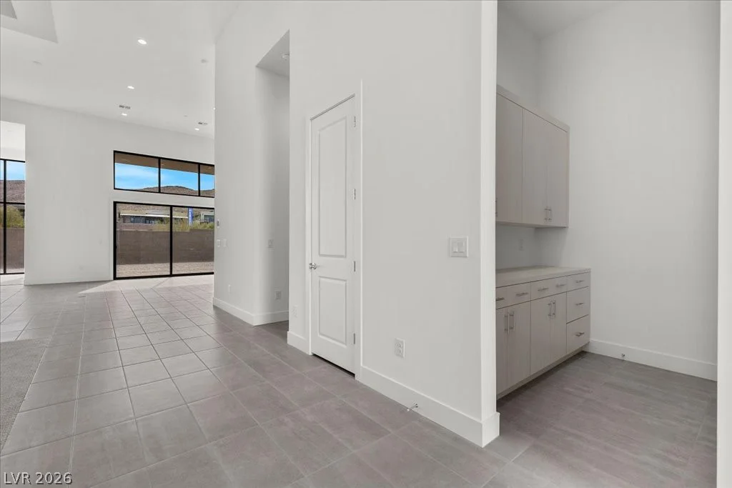 10907 Agate Cliffs, Las Vegas, NV 89135