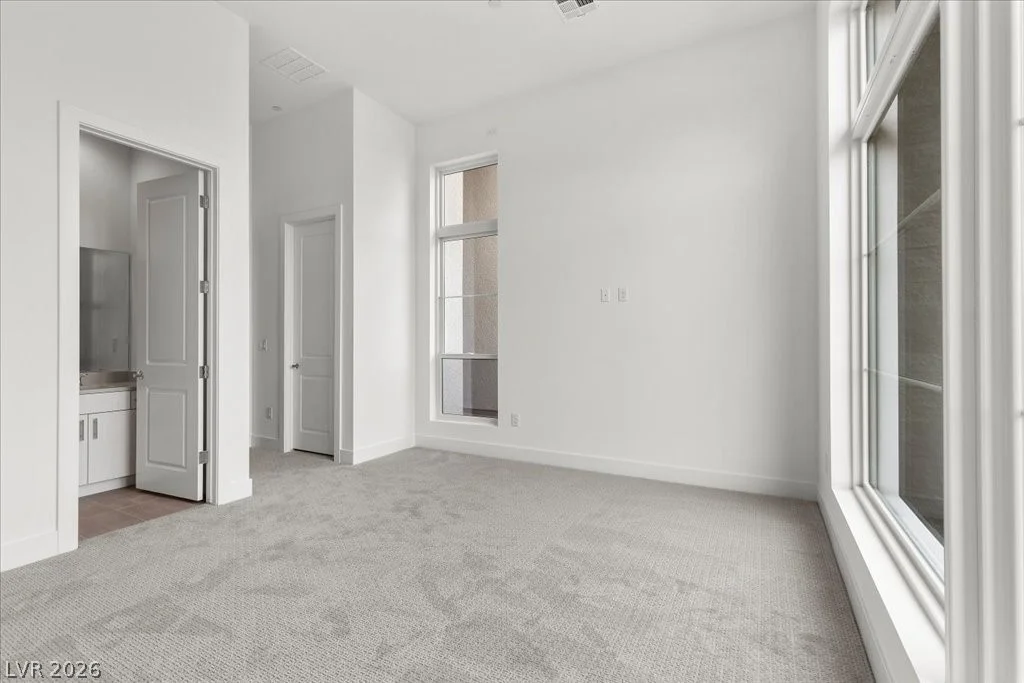 10907 Agate Cliffs, Las Vegas, NV 89135