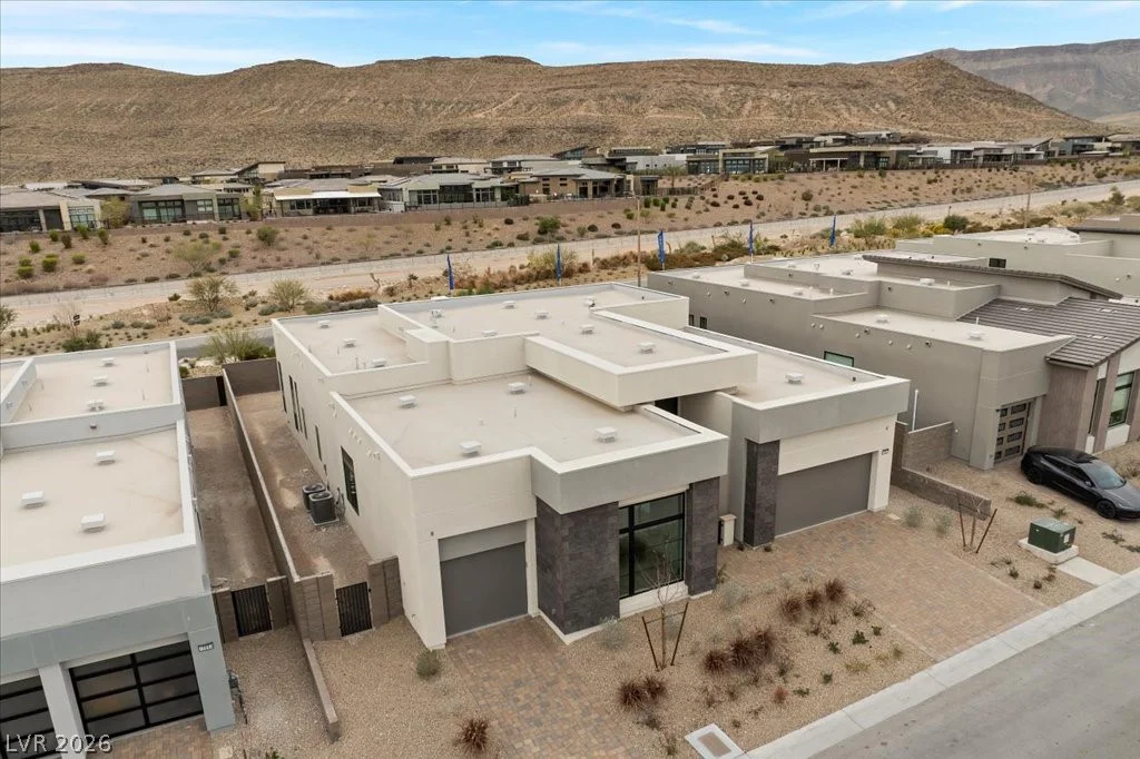 10907 Agate Cliffs, Las Vegas, NV 89135