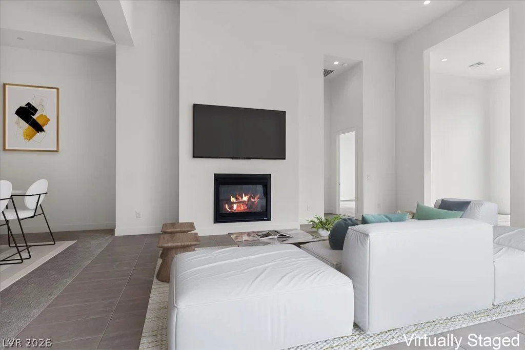 10907 Agate Cliffs, Las Vegas, NV 89135
