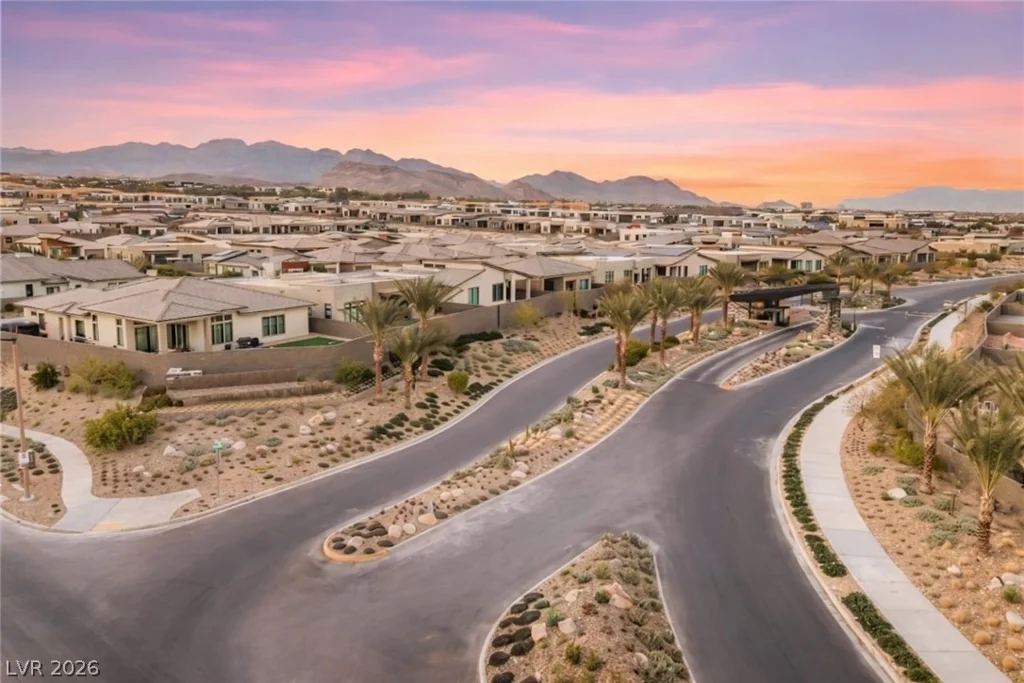 10907 Agate Cliffs, Las Vegas, NV 89135
