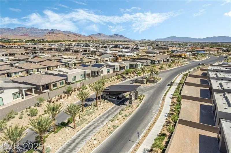 10907 Agate Cliffs, Las Vegas, NV 89135