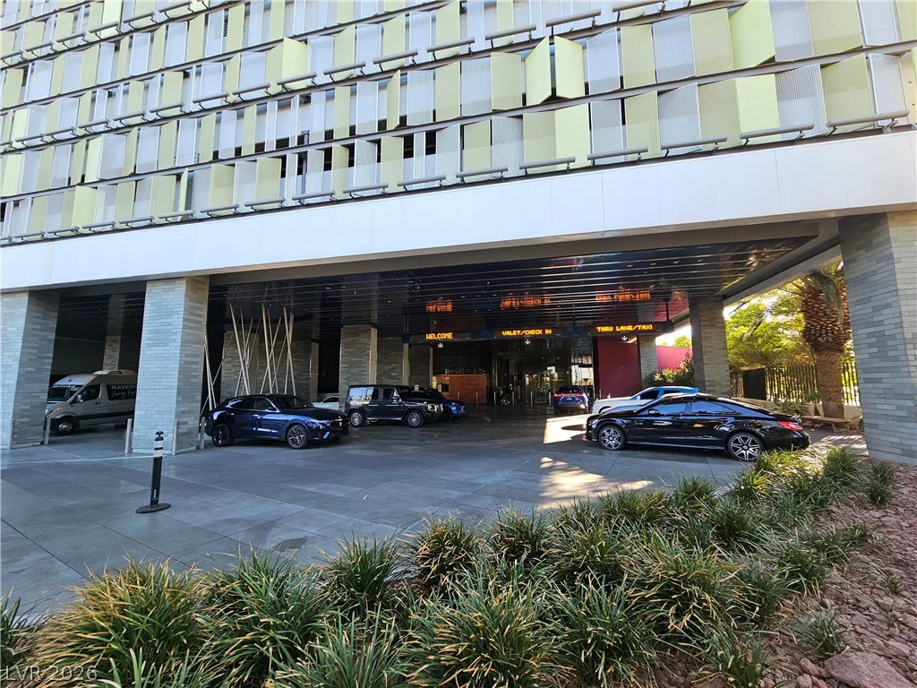 4381 Flamingo, Las Vegas, NV 89103