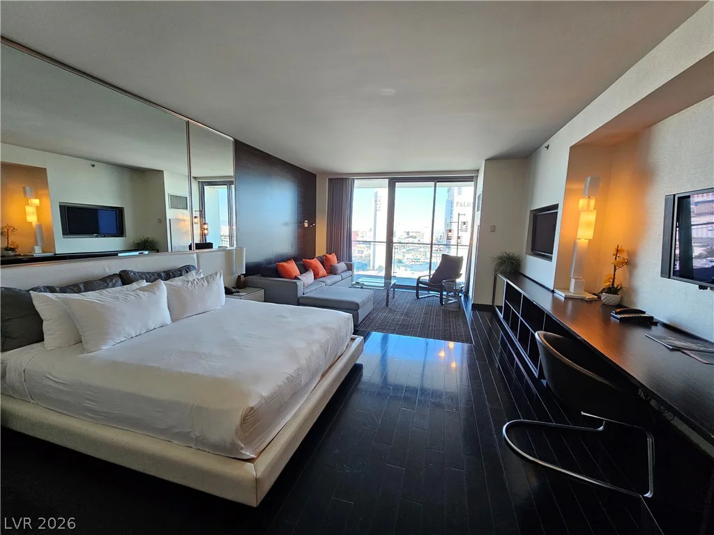 4381 Flamingo, Las Vegas, NV 89103