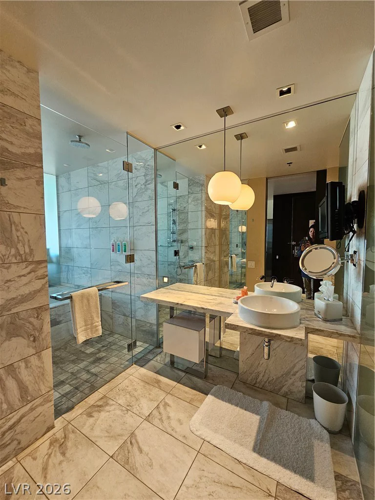 4381 Flamingo, Las Vegas, NV 89103