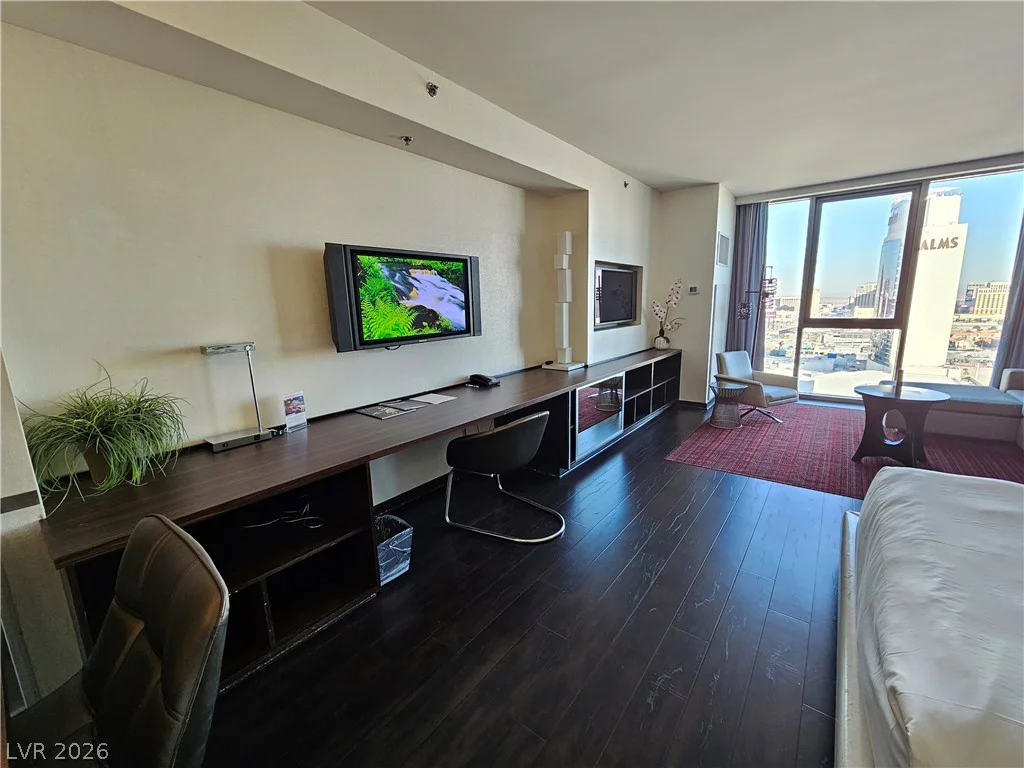 4381 Flamingo, Las Vegas, NV 89103