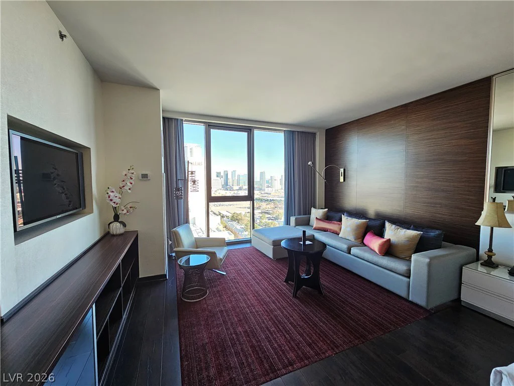 4381 Flamingo, Las Vegas, NV 89103