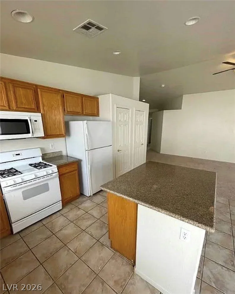 336 River Glider, North Las Vegas, NV 89084