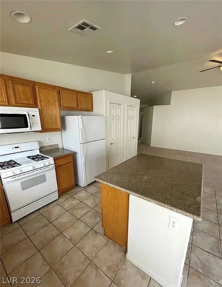 336 River Glider, North Las Vegas, NV 89084