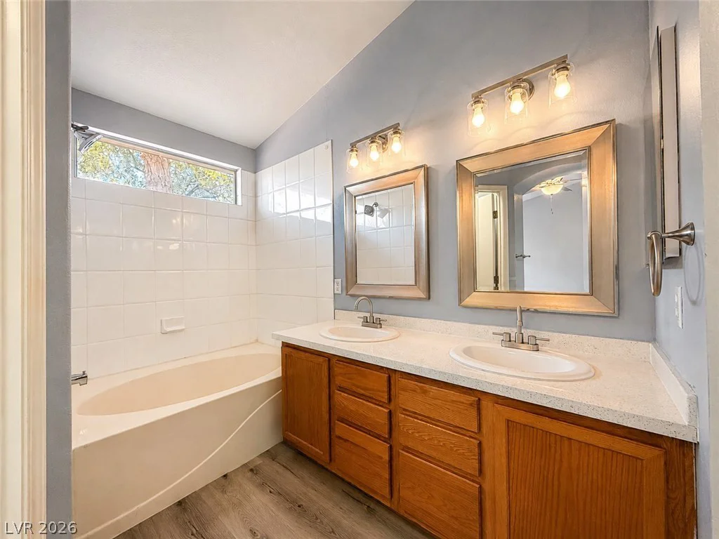 3343 Indian Horse, North Las Vegas, NV 89032