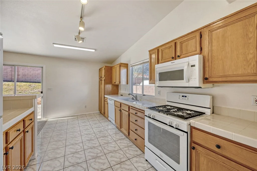 437 Palegold, Henderson, NV 89012
