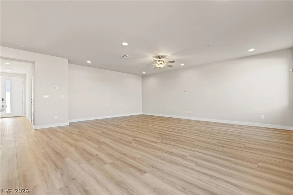 8629 Ensworth, Las Vegas, NV 89123