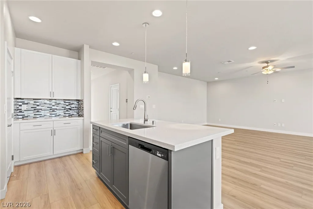 8629 Ensworth, Las Vegas, NV 89123