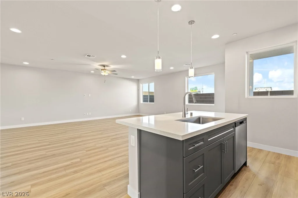 8629 Ensworth, Las Vegas, NV 89123