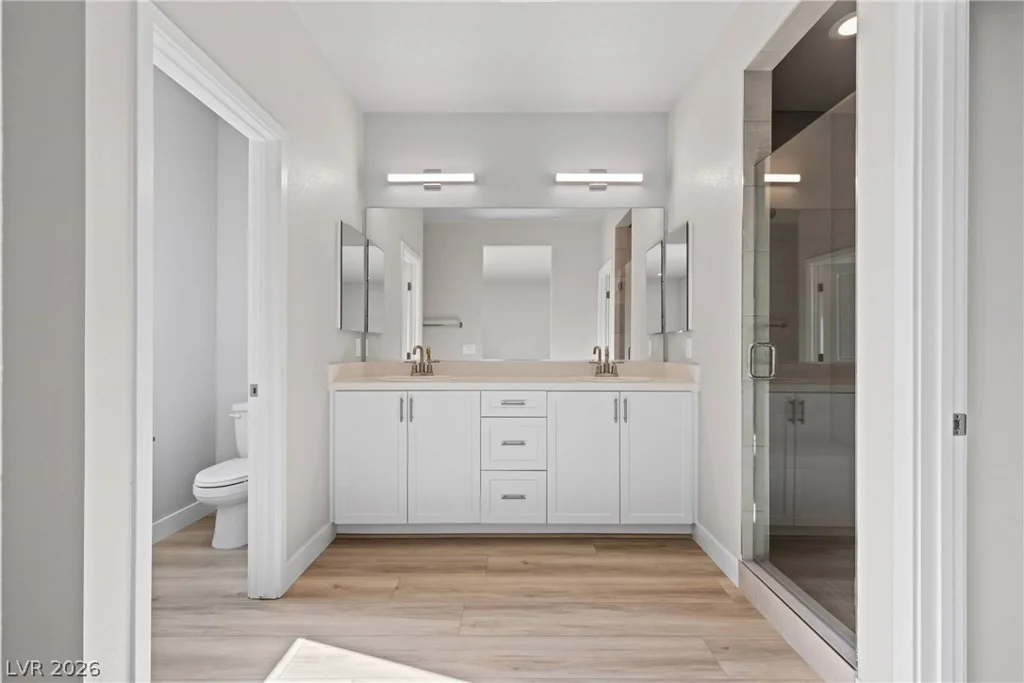 8629 Ensworth, Las Vegas, NV 89123