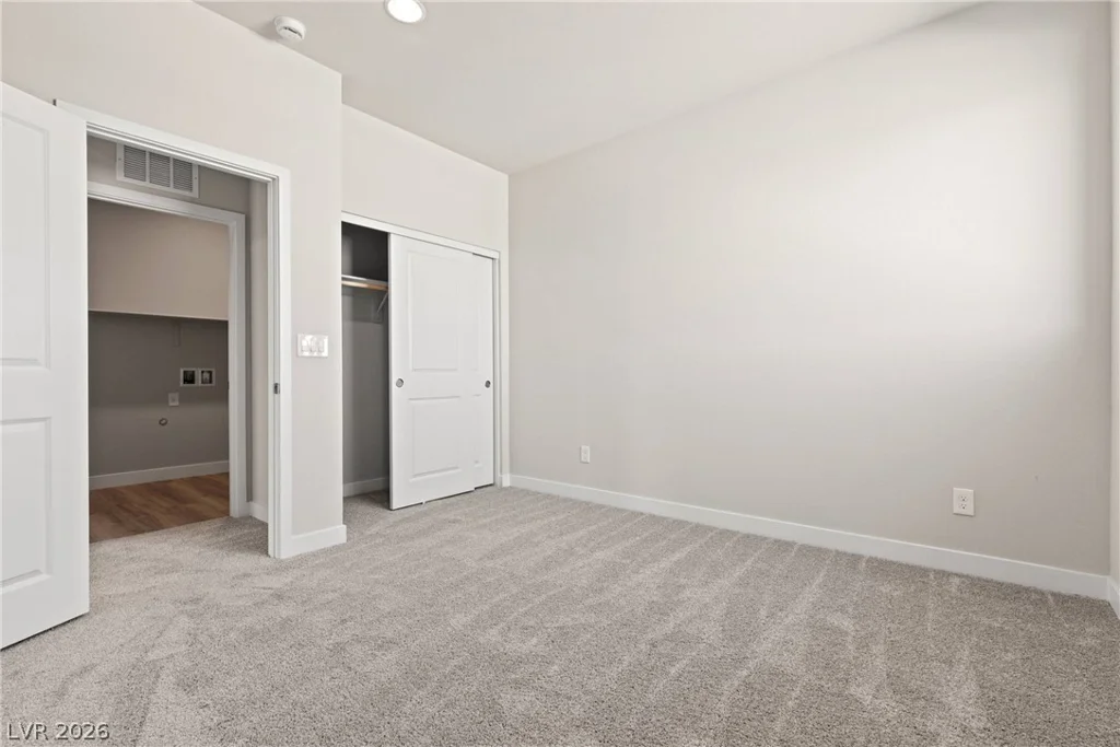 8629 Ensworth, Las Vegas, NV 89123