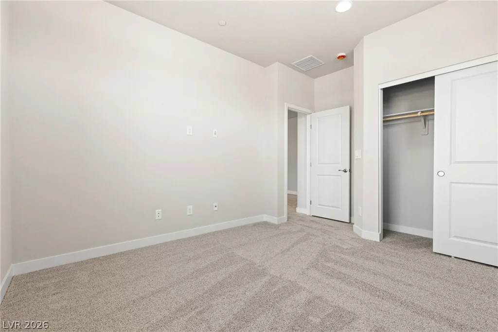 8629 Ensworth, Las Vegas, NV 89123