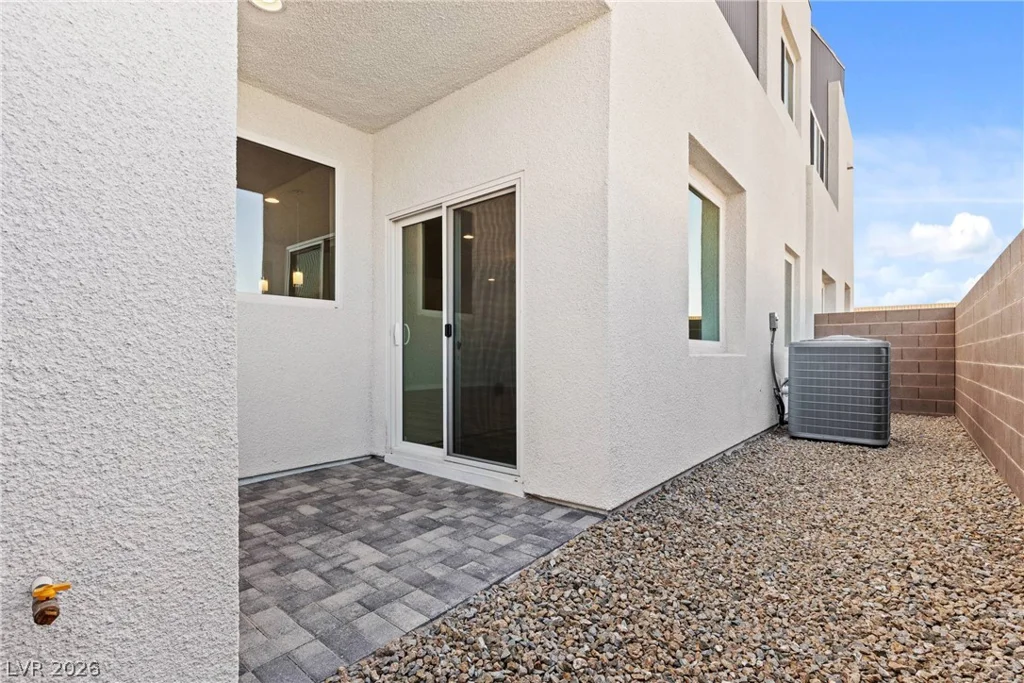 8629 Ensworth, Las Vegas, NV 89123